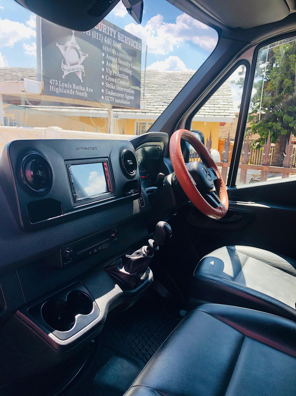 Thumbnail: 2022 Mercedes-Benz Sprinter 516 CDi: 94000km, FSH, Manual, Diesel. 