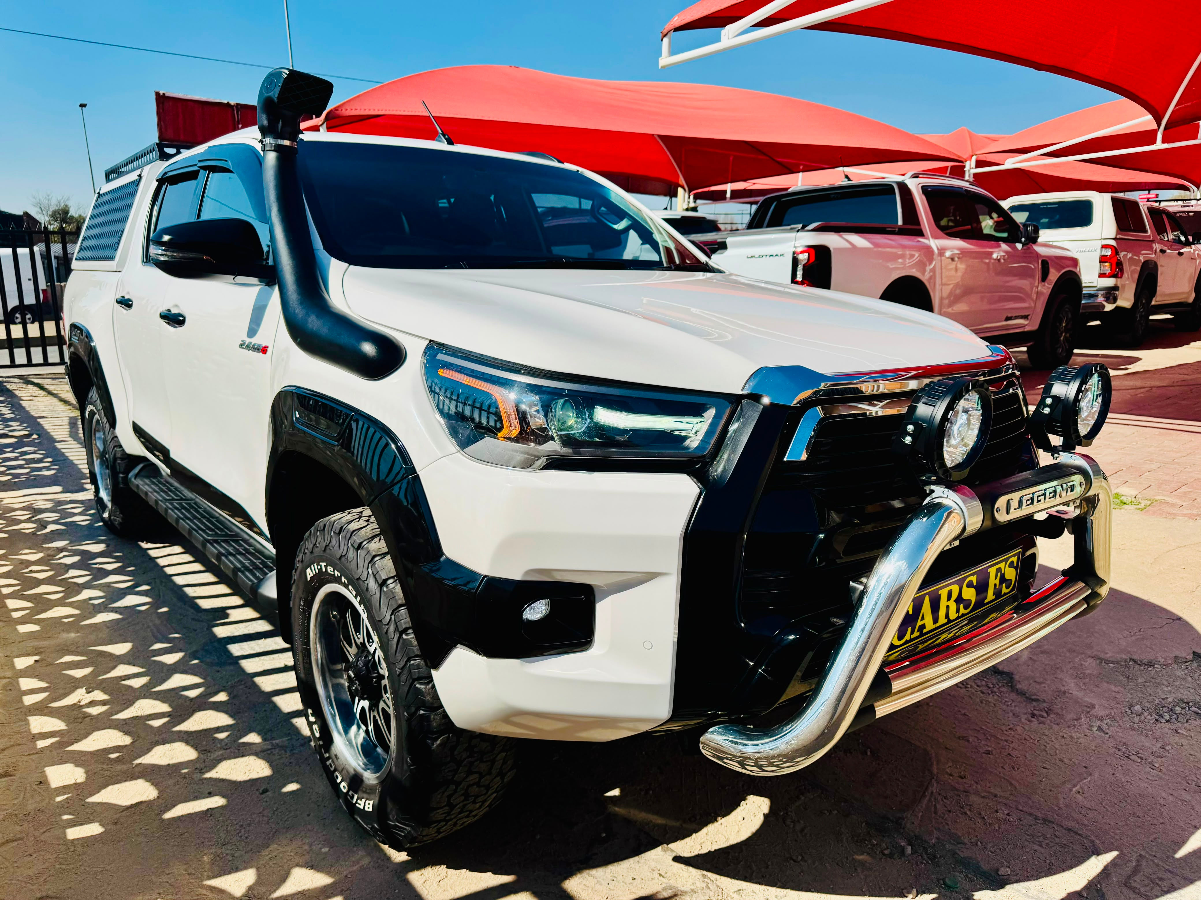 2023 Toyota Hilux 2.4GD-6 D/C Raider: 100000km, FSH, Manual, Diesel.
