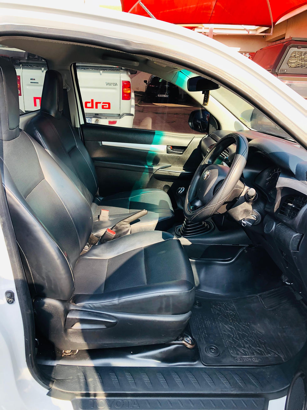 Thumbnail: 2024 Toyota Hilux 2.4GD Single Cab: 83000km, FSH, Manual, Diesel.