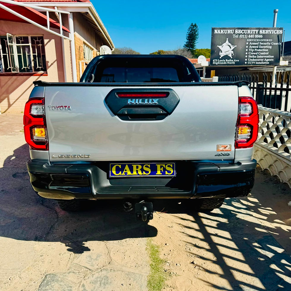 Thumbnail: 2022 Toyota Hilux 2.8GD-6 Extra Cab Legend 4x4: 79000km, FSH, Manual, Diesel.
