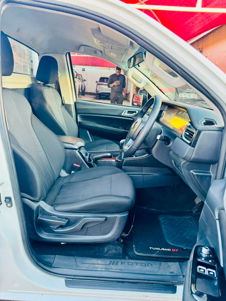Thumbnail: 2025 Foton Tunland G7 2.OTD S/C Limited: 35000, Warranty, FSH, Manual, Diesel.
