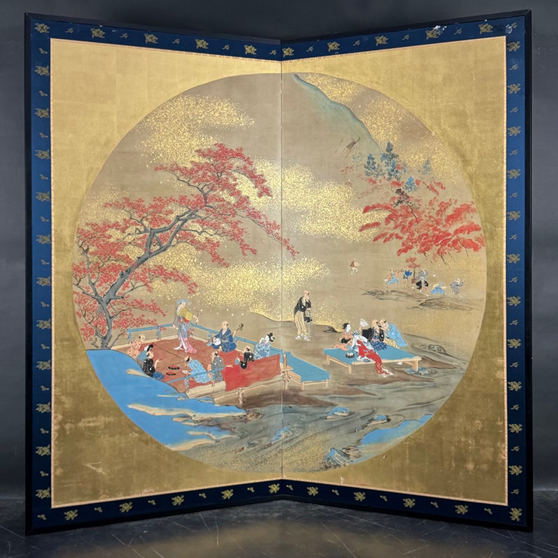 縮圖：28a　金砂子 花見 紅葉 宴図 二枚折 屏風 一双