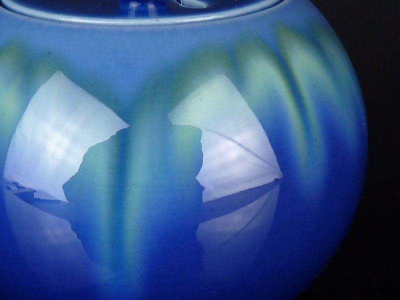 縮圖：三代 徳田八十吉（金銘）「燿彩 香炉」立札 大雅堂/香炉台 共箱