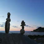 EPHEMART : Stone balance réalisé par Sophie Sun7 à Saint-Jean-de-Luz