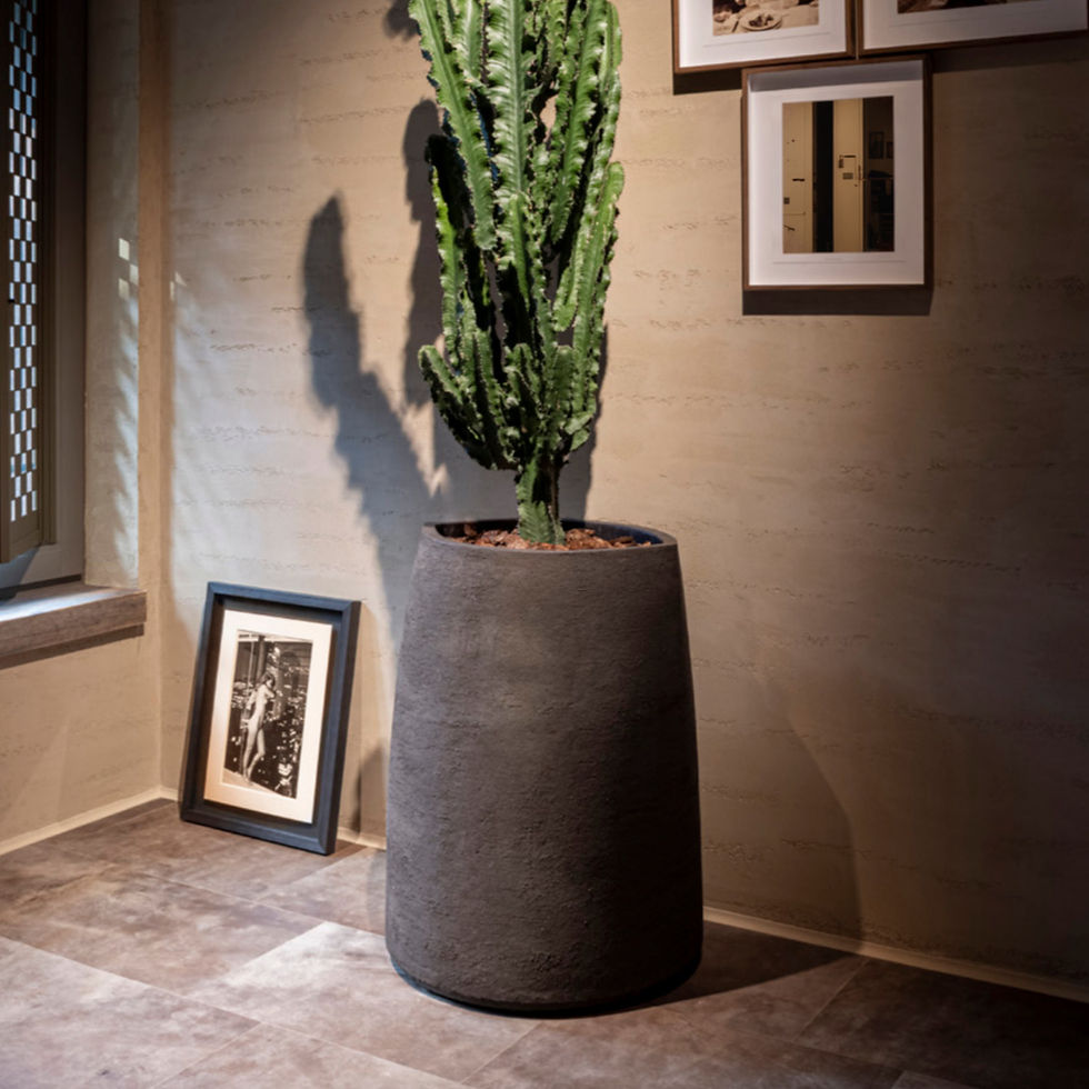 Pflanzgefäss CK, black, schwarz, Blumentopf, frostbeständig, Ton, Atelier Vierkant, Magnolia Outdoors, Terrasse, Garten