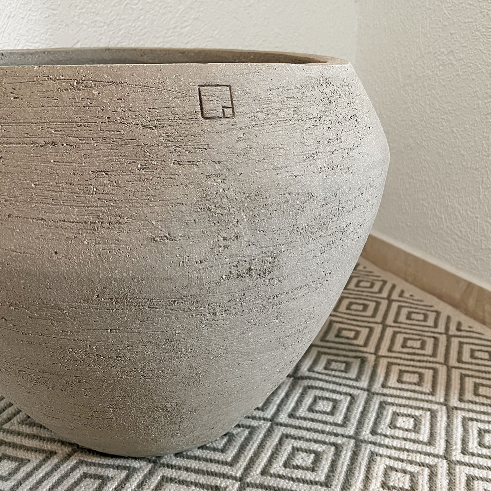 Miniaturbild: Pflanzgefäss, OF, white, weiss, beige, Blumentopf, frostbeständig, Ton, Atelier Vierkant, Magnolia Outdoors, Terrasse, Garten