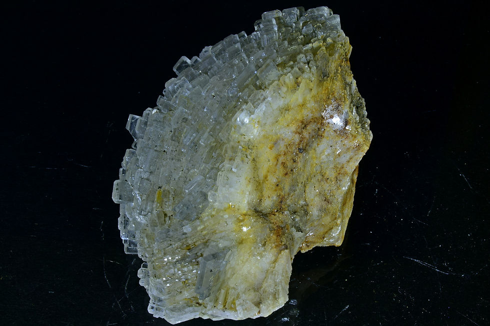 Thumbnail: Cockcomb Barite crystals