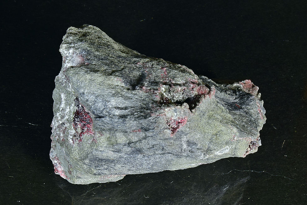 Thumbnail: Cinnabar crystals in rock matrix
