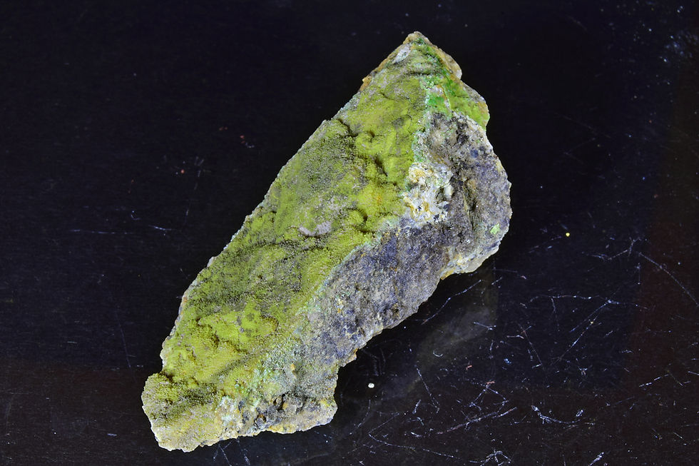 Thumbnail: yellow mottramite on green pyromorphite on veinstone
