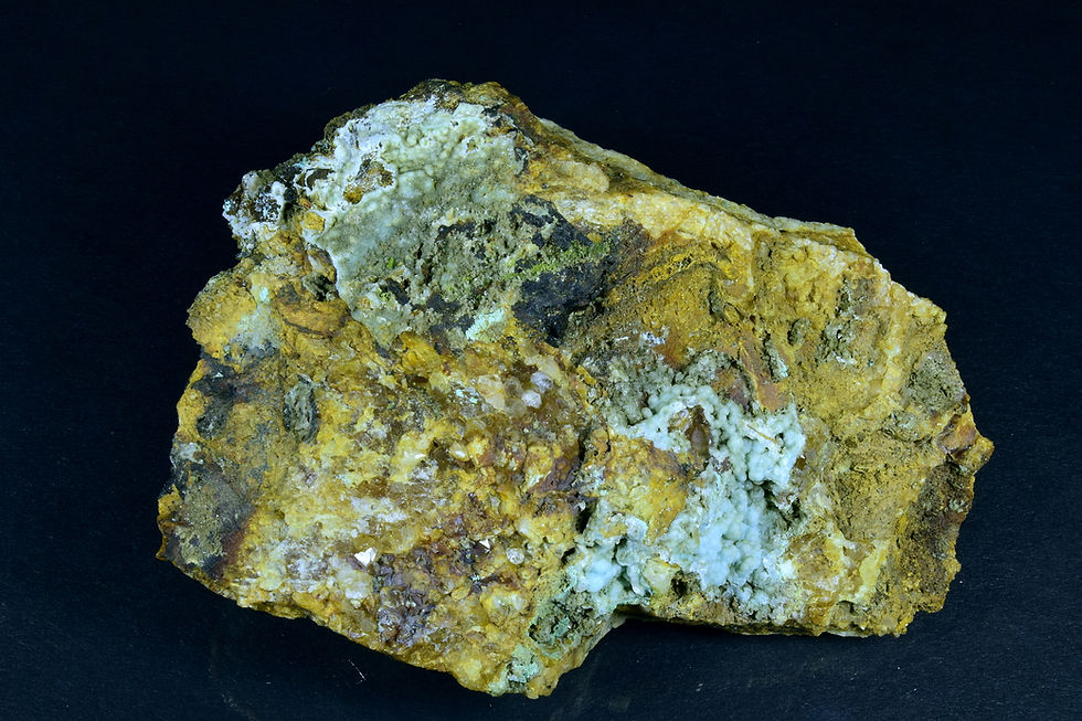 Hemimorphite on veinstone