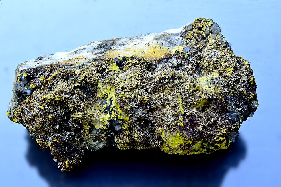 Thumbnail: PYROMORPHITE, PLUMBOGUMMITE -Dry Gill Mine, Caldbeck Fells, Cumbria