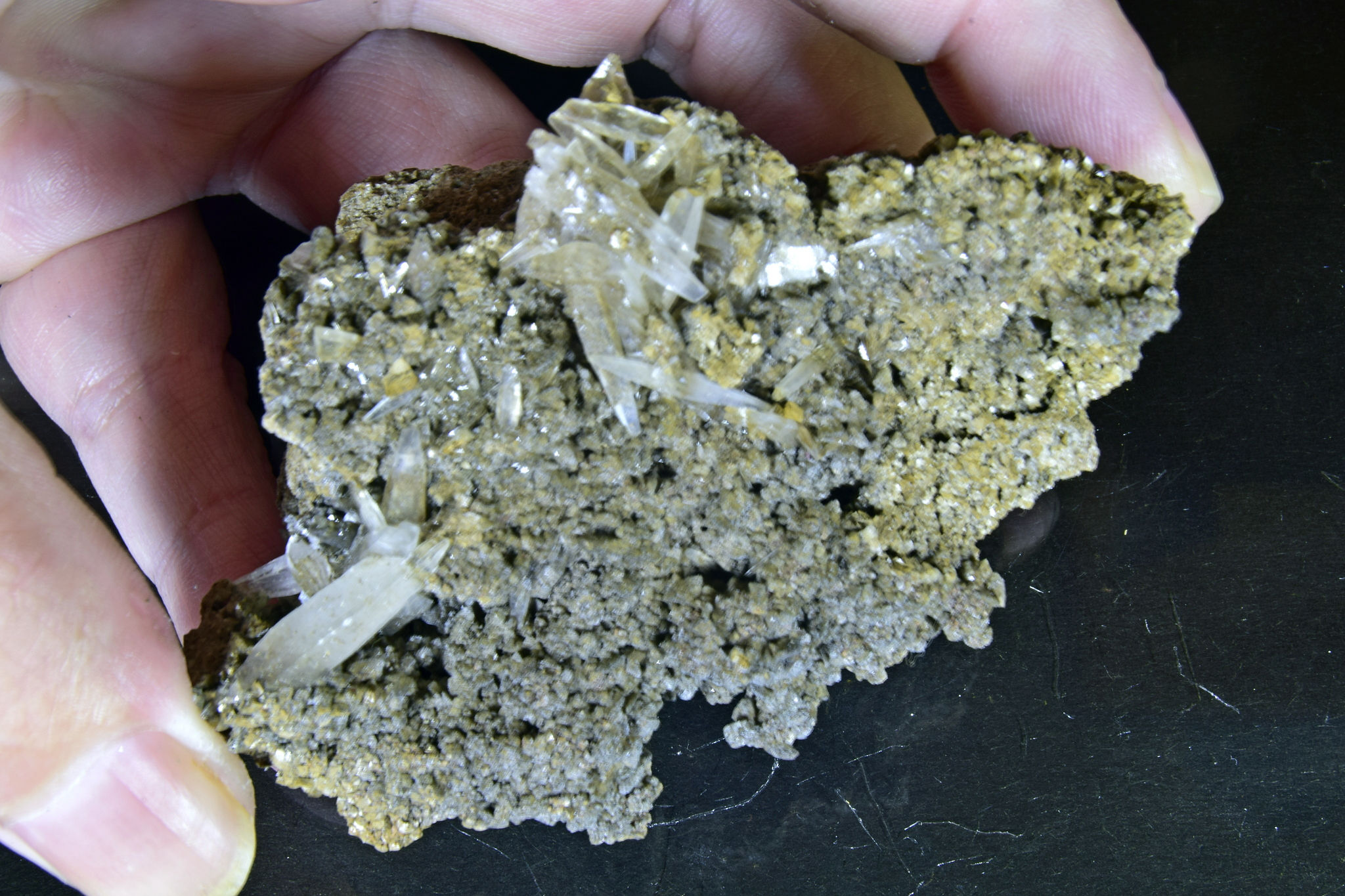 Aragonite crystals on dolomite