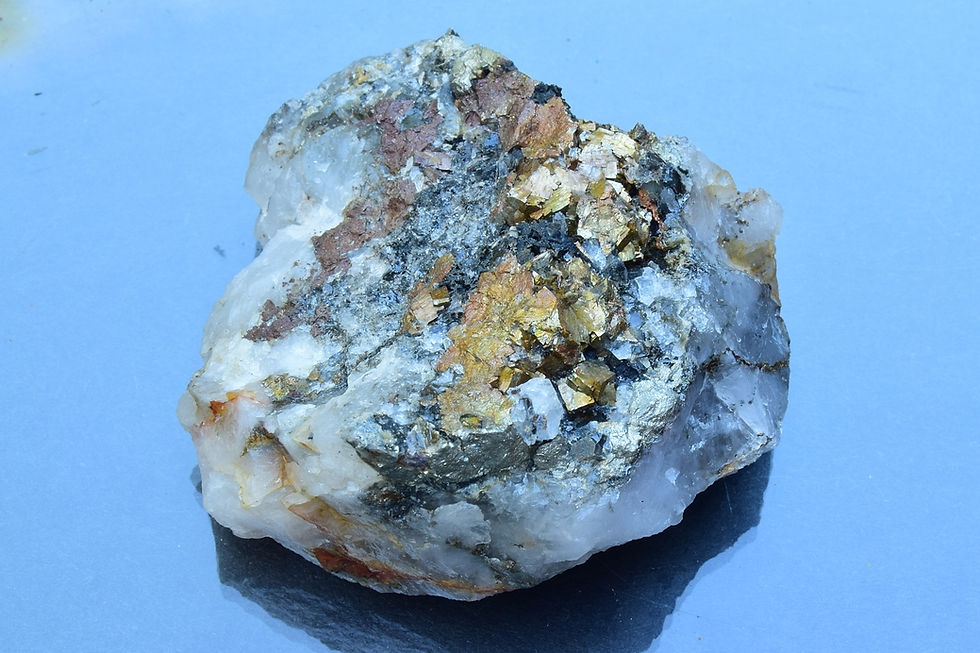 Thumbnail: Pyrite crystals on Quartz