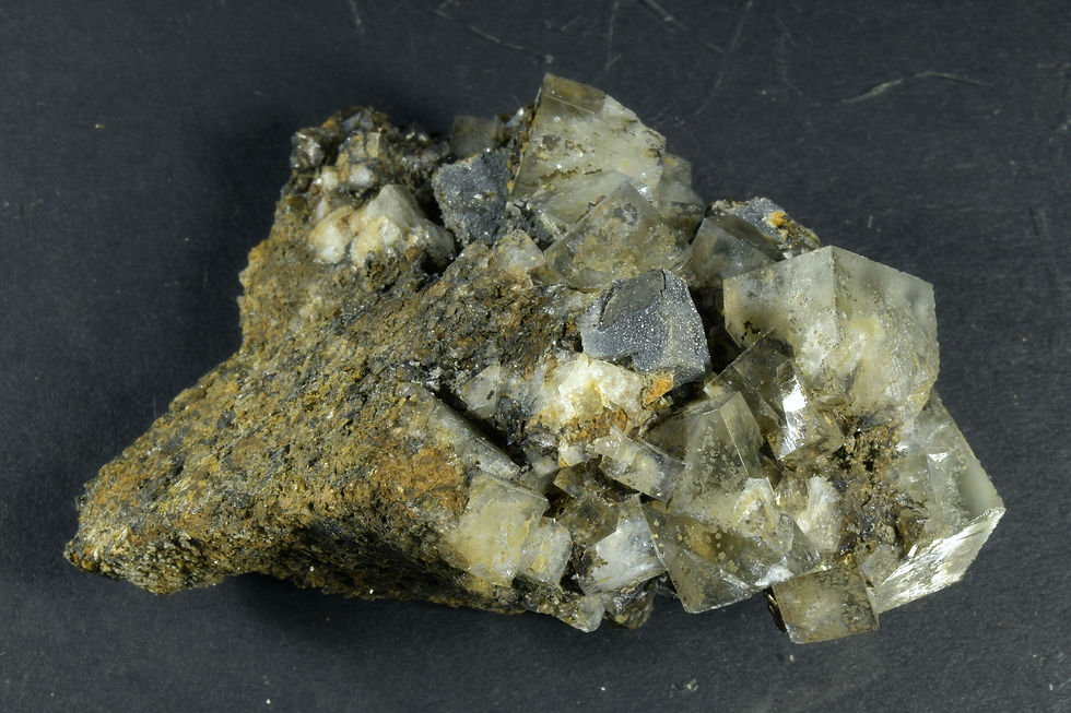 Thumbnail: Fluorite and galena crystals