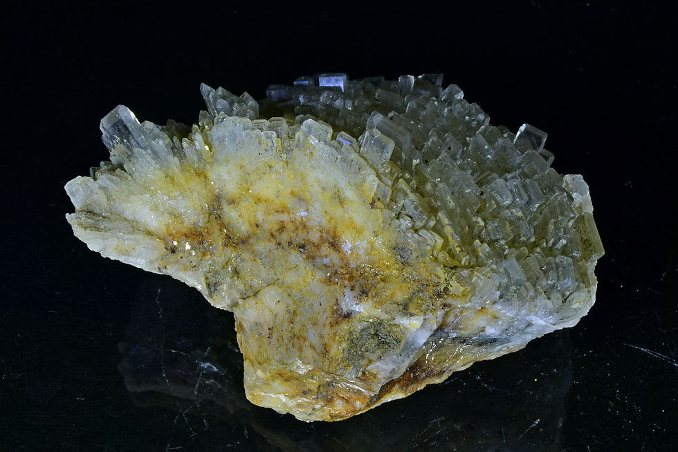 Thumbnail: Cockcomb Barite crystals