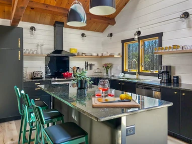 Skypine Lodge Chef's Kitchen Granite countertop stainless steel appliances kitchen island