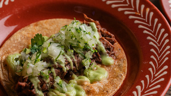 Taco pollo adobado