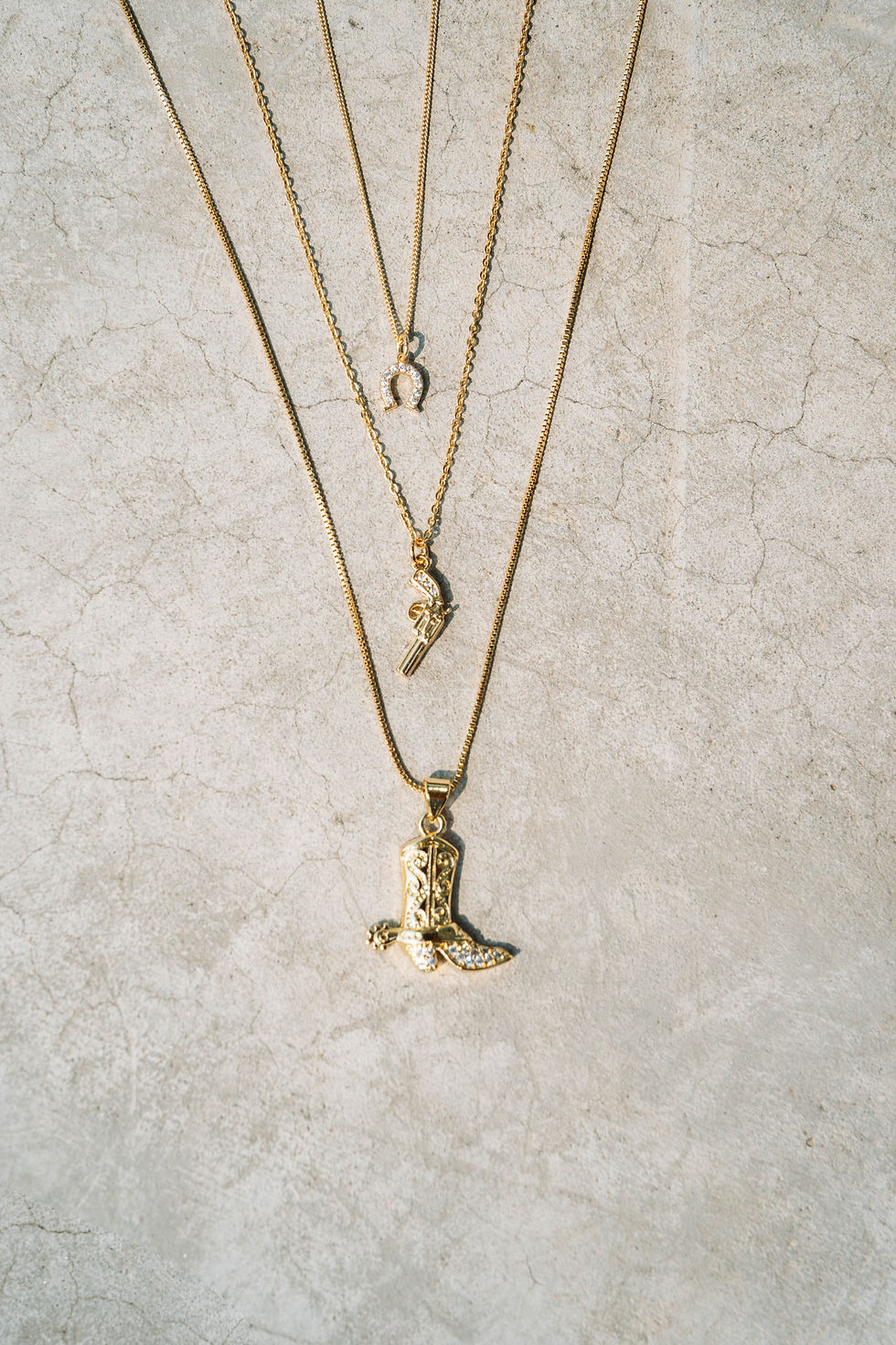 Thumbnail: midnight rodeo necklace 