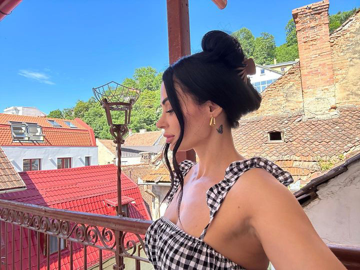 Thumbnail: Bottega Hoops