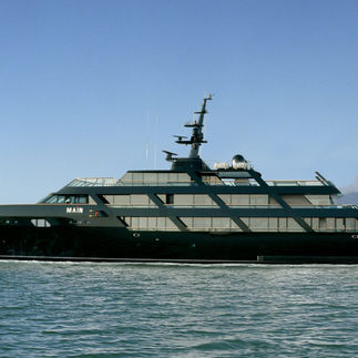 M/Y MAIN - ARMANI