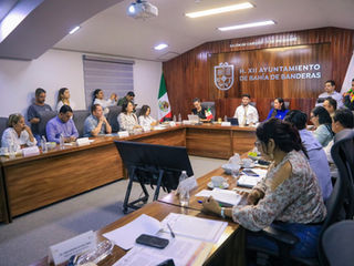 Cabildo de Bahía de Banderas analiza temas de desarrollo urbano, servicios públicos, agua y atención ciudadana
