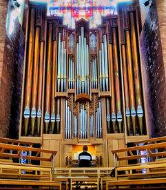 Mitchell Farquharson organist