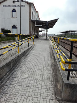 Rampa de acesso à plataforma
