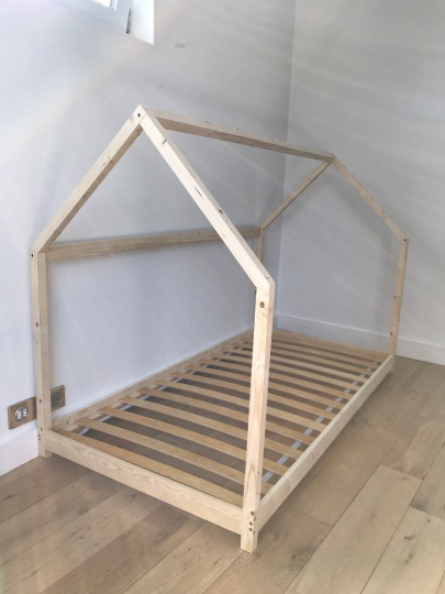 Lit cabane fait main Outlet