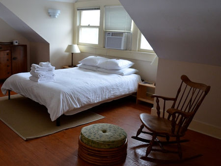 San Antonio to Consider Airbnb Regulations