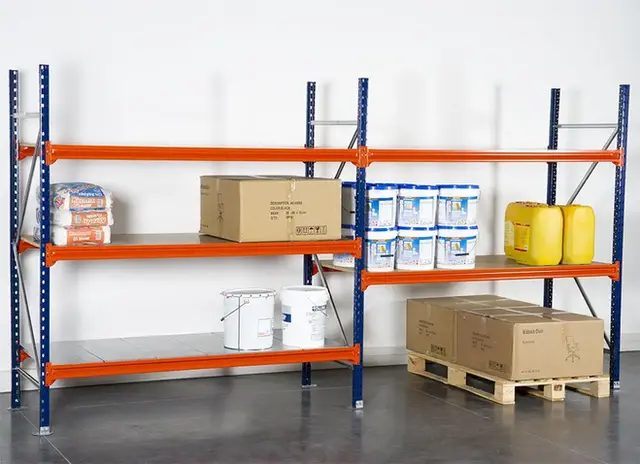 Rayonnage mi-lourd (rack à pneus) - Storack la solution stockage