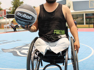 “Pensé que mi vida se había terminado, pero el básquetbol me la cambió”: Alexis Hernández nos cuenta su historia