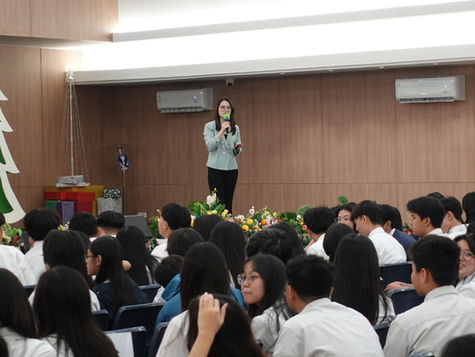 Parents Teach Series SDH Daan Mogot: A Special Event Where Families Share Knowledge with Students