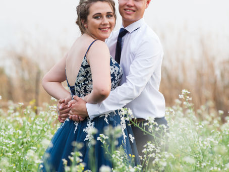 Love In Between The Daisies