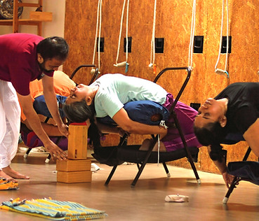 Learn how to teach Yoga with Yoga props from this exclusive program by Yogavijnana