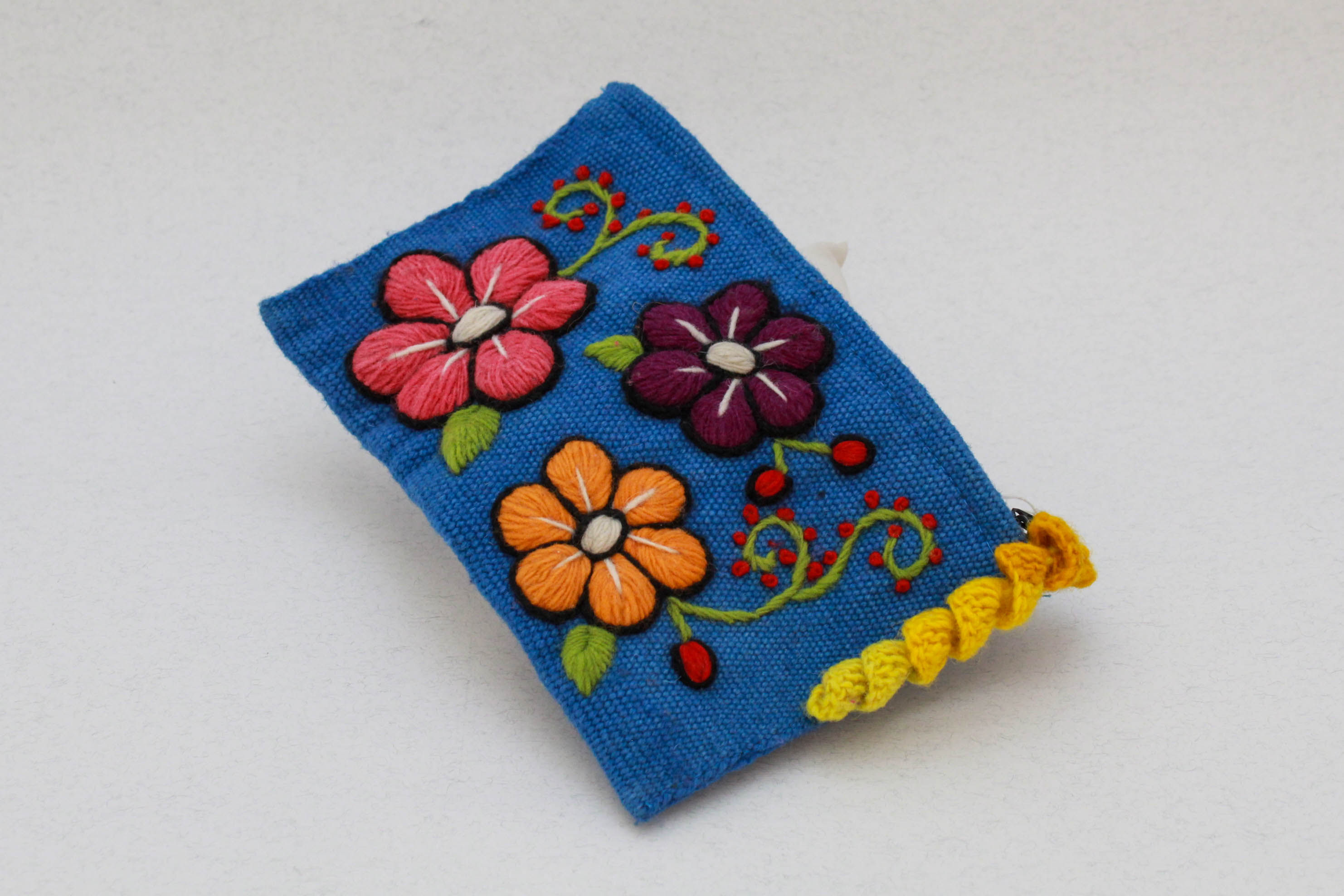 Bolsa Bordada a Mano Jalieza