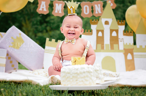 Themed cake smash photoshoot in Toronto