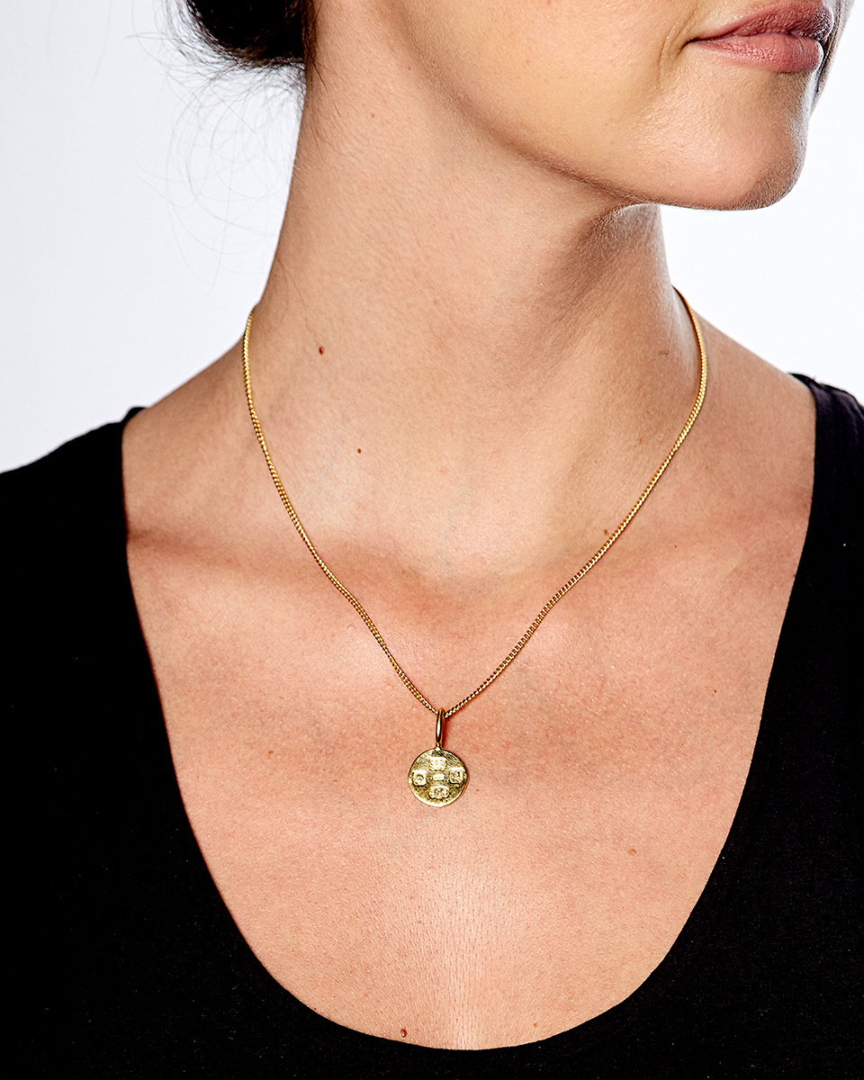 Thumbnail: Hallmarking circle small