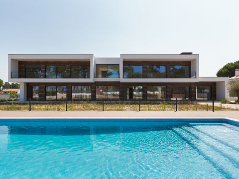 1503-2 01 Fachada.jpg