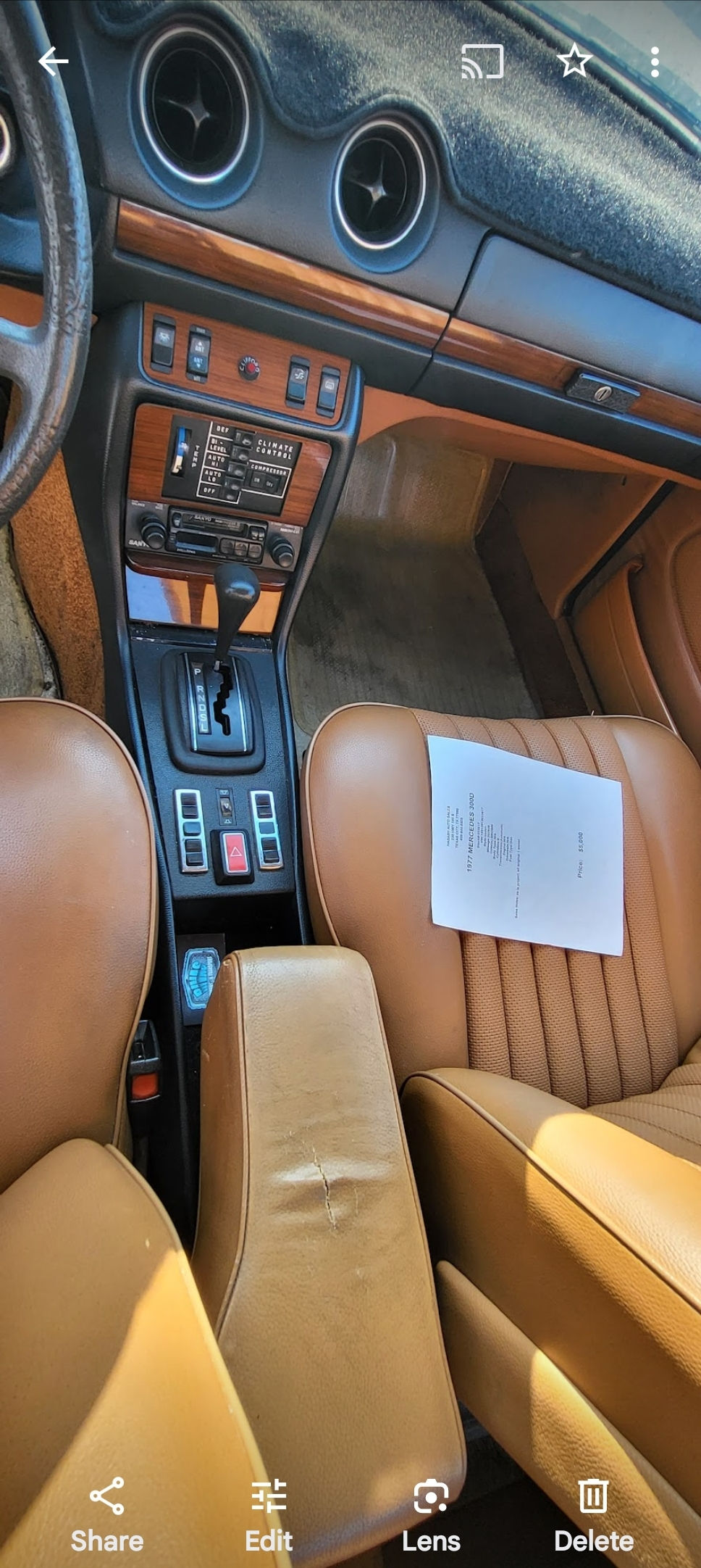 Thumbnail: 1977 Mercedes 300D