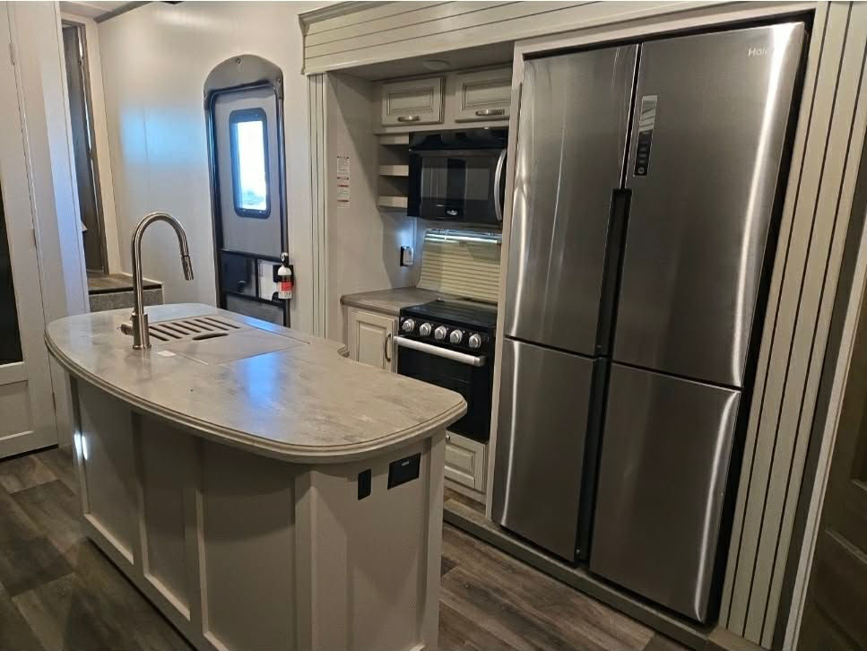 Thumbnail: 2021 Keystone Rv Company Couga 364bhl