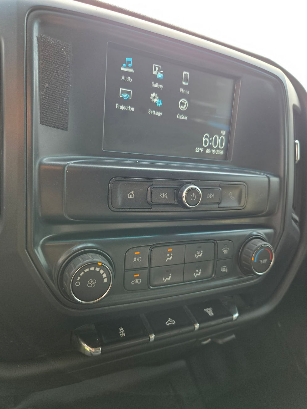 Thumbnail: 2018 GMC Sierra 3500