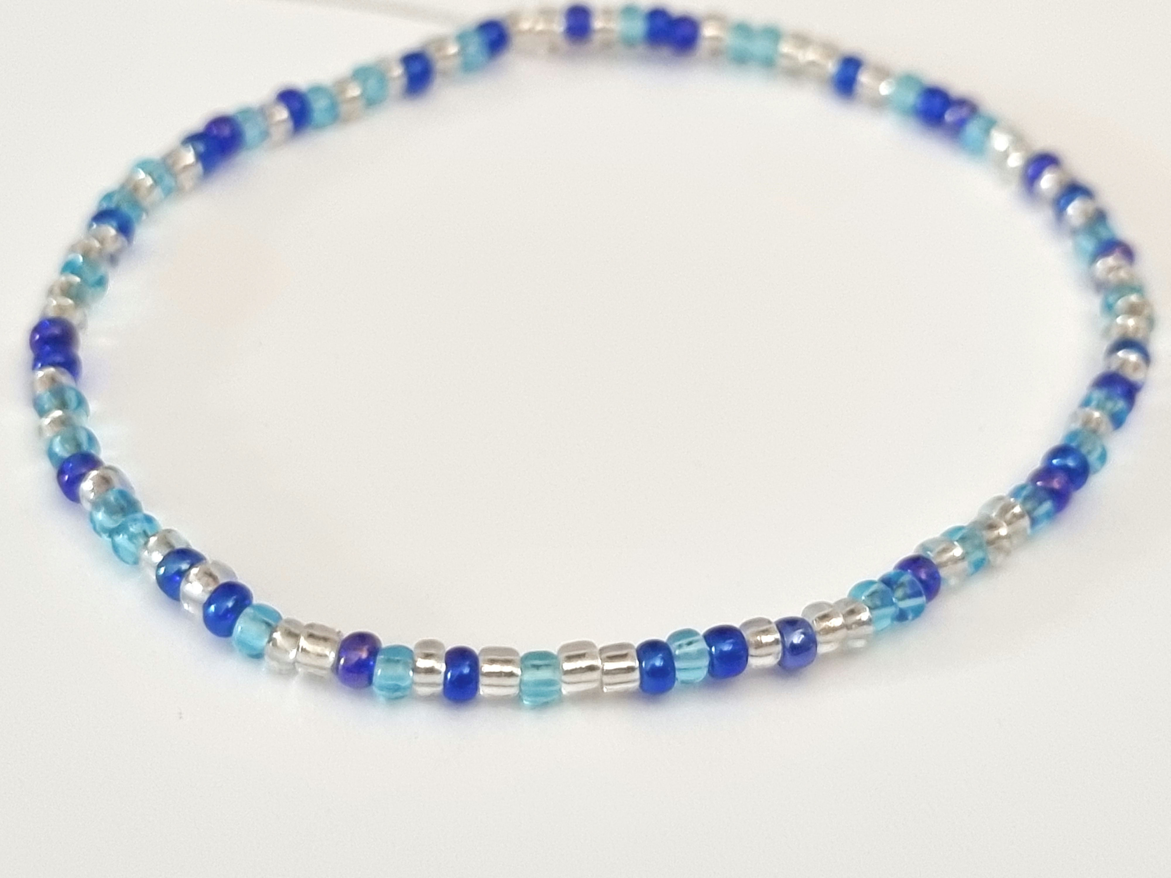 Colourful elasticated anklet