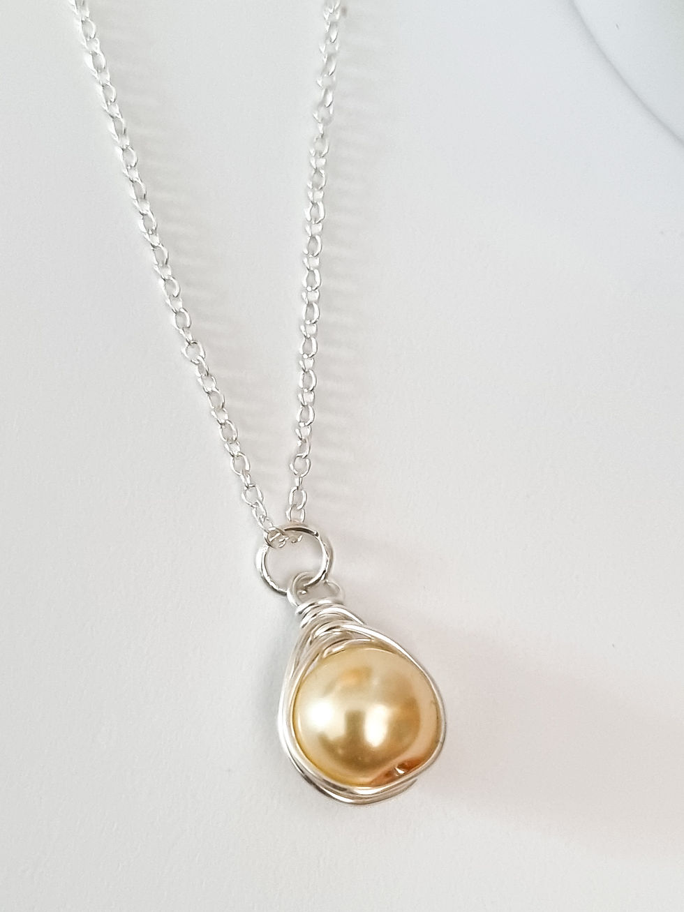 Thumbnail: Icy pastel shades wire wrapped necklace