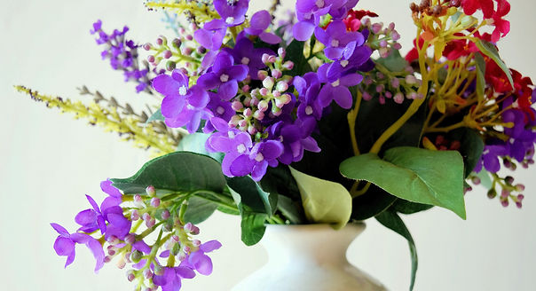 fleurs dans un vase