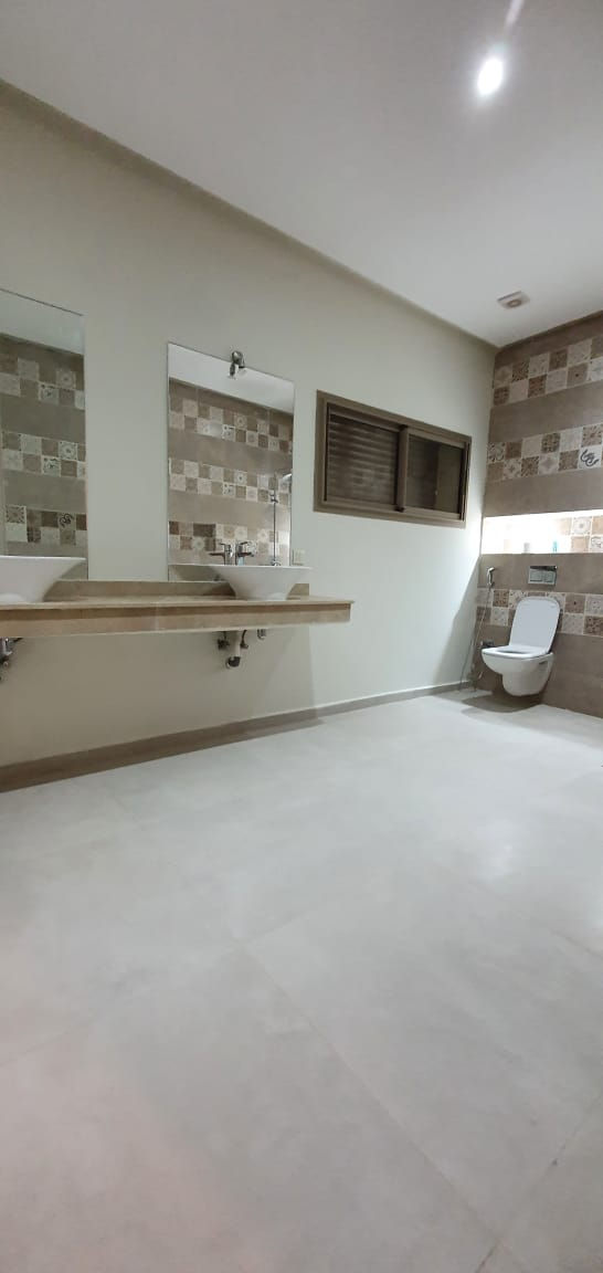 Thumbnail: فيلا راقية للبيع بمراكش تاركا. 930 متر