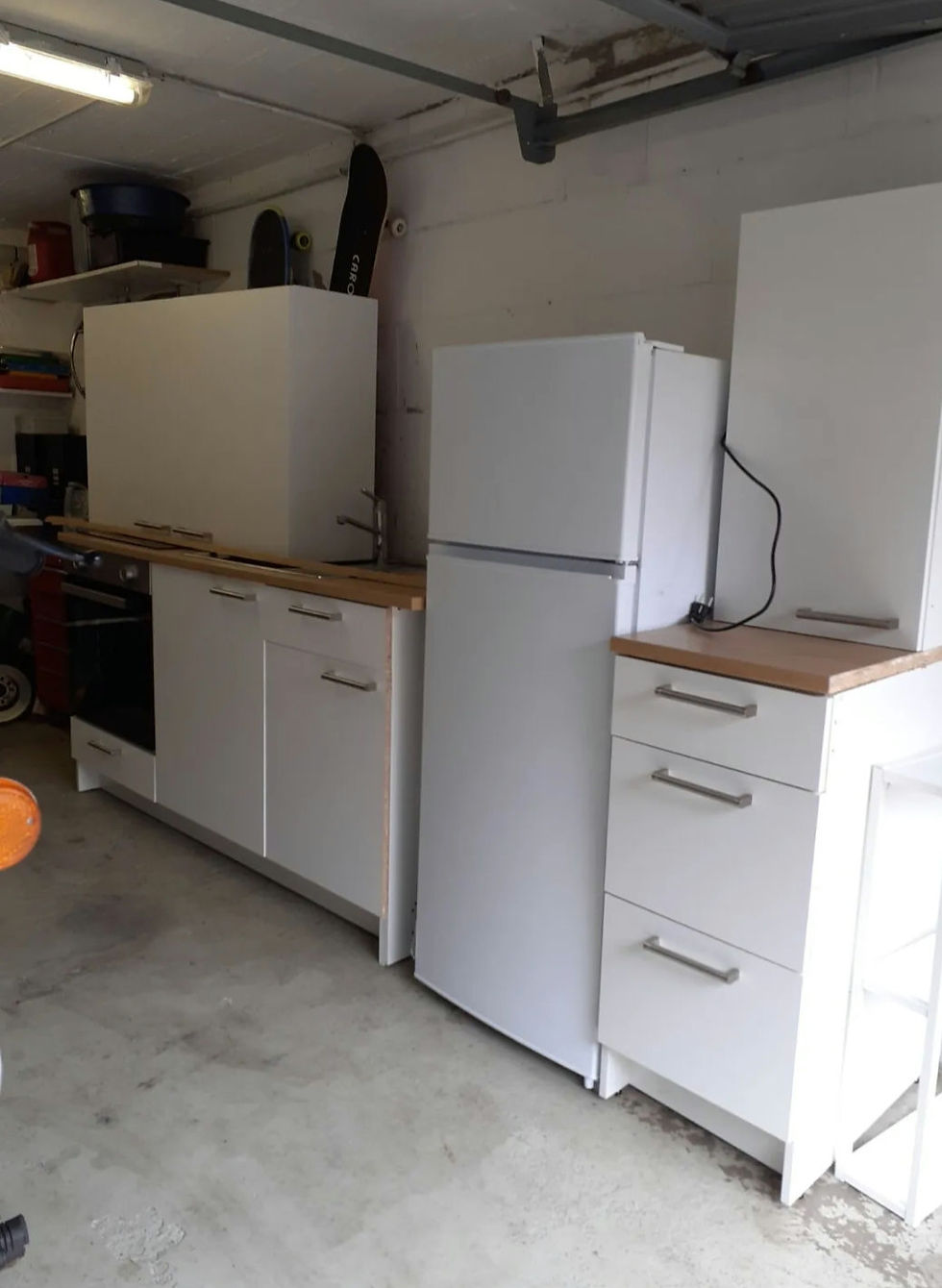 Миниатюра: Küchenzeile mit elektrogeräten drei Monate alt 270 cm aus Deutschland 599€