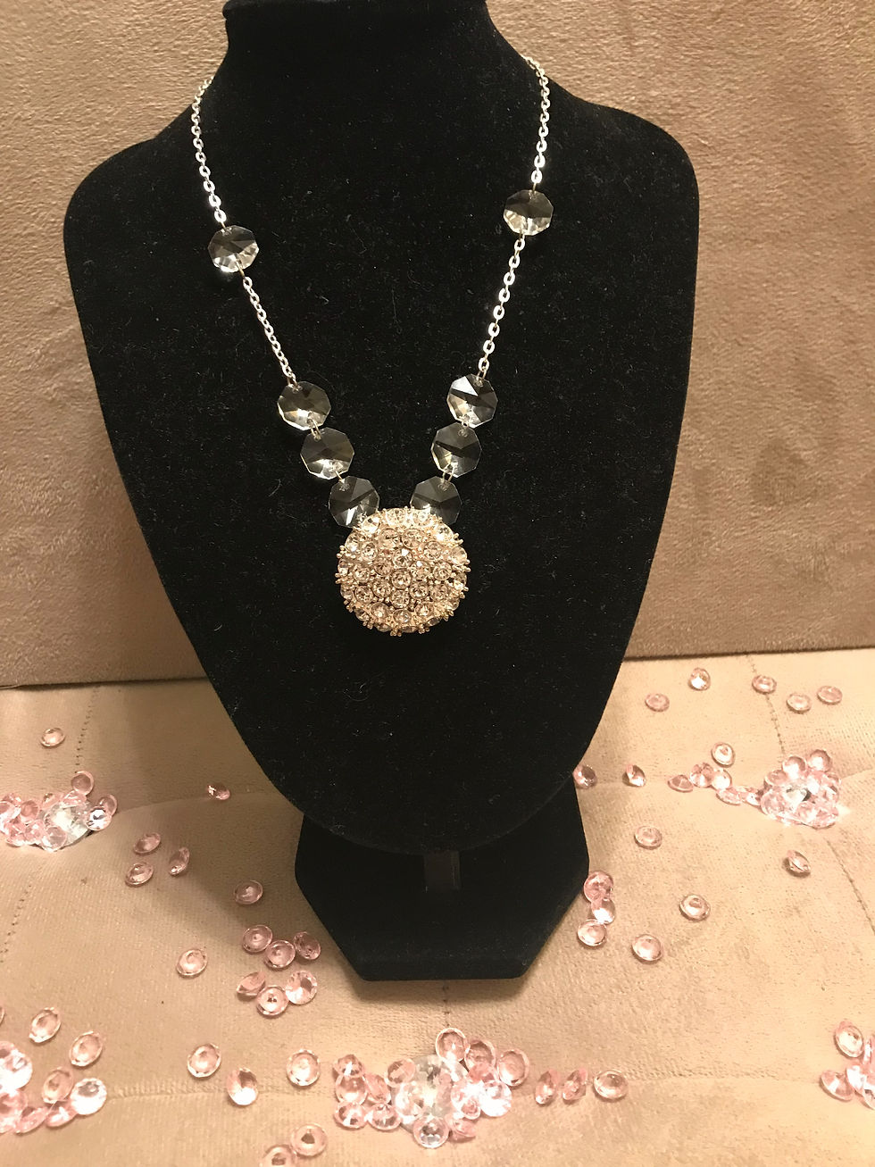 Thumbnail: Silver crystal necklace 