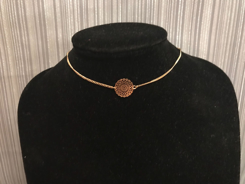 Thumbnail: Delicate choker