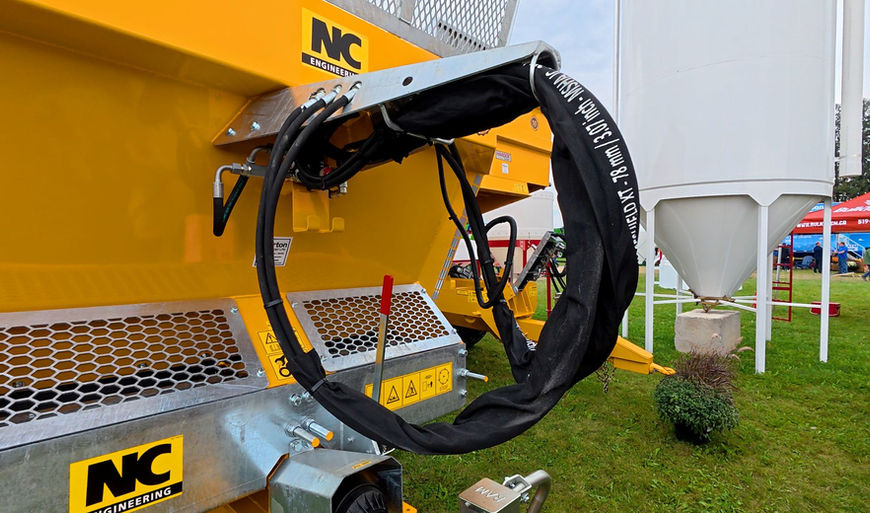 NC Rear Discharge Manure Spreader | 12 Ton / 13 m³ Heavy-Duty Spreader | Morton Equipment