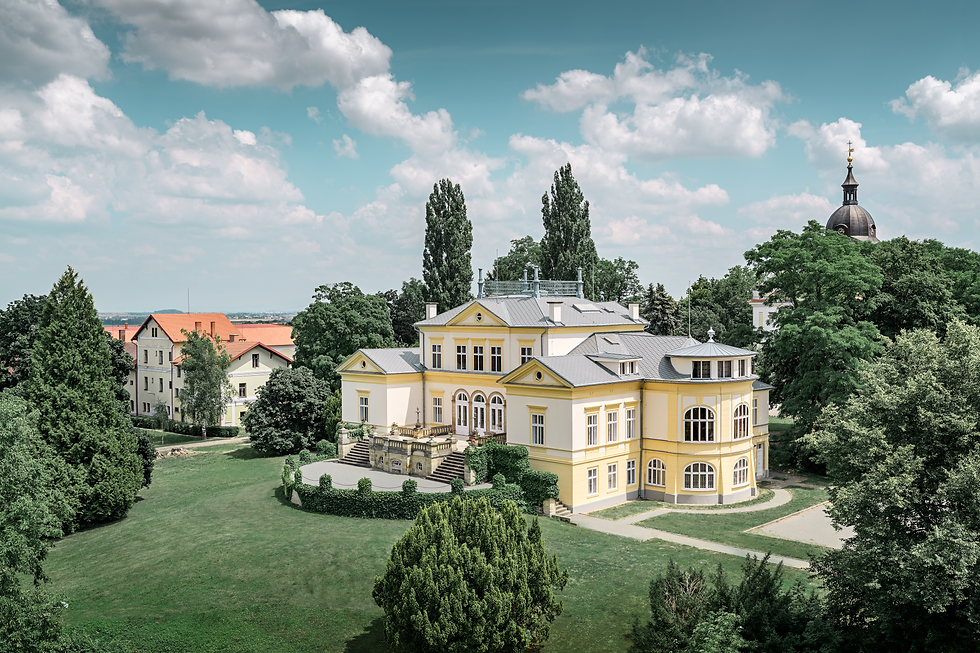 CZ_Schloss_Dobrenice-02.tif